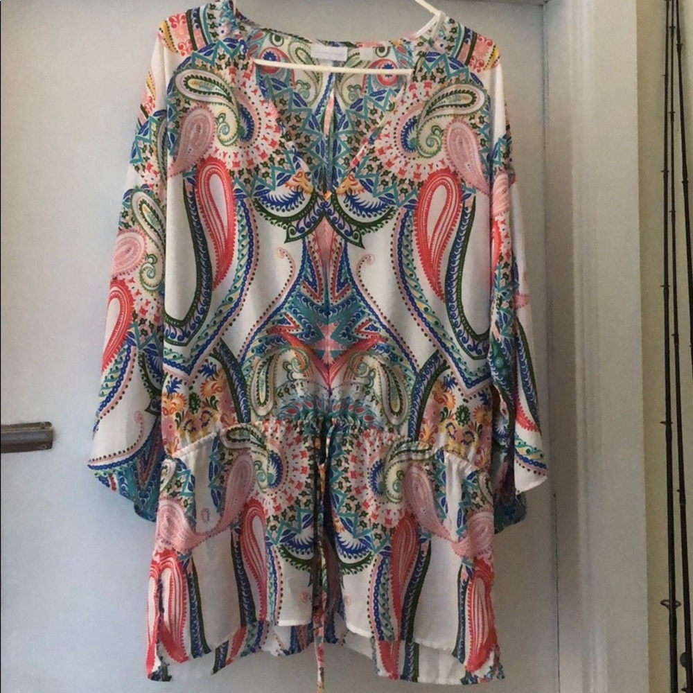 Adorable mid sleeve top